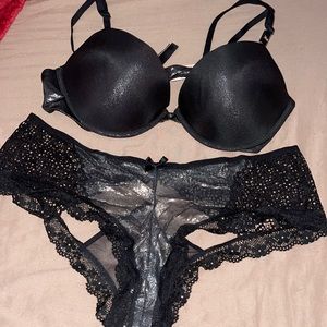 Black set